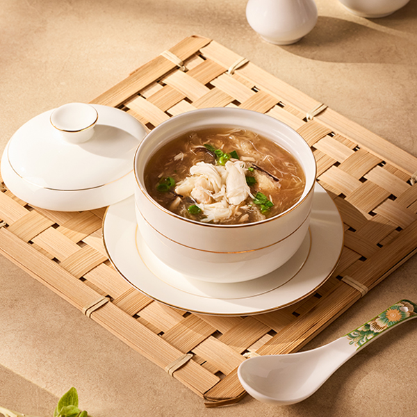Fish Maw Thick Soup with Crab Meat